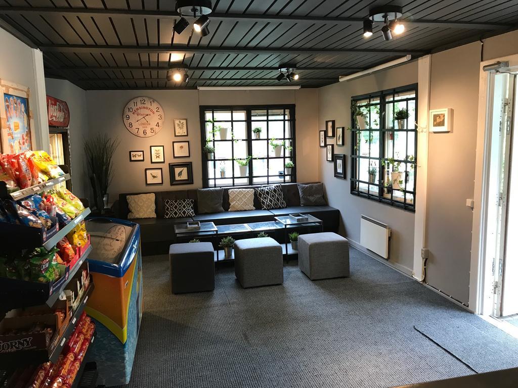 Roesjoebaden Camping & Stugby Sollentuna Exterior foto
